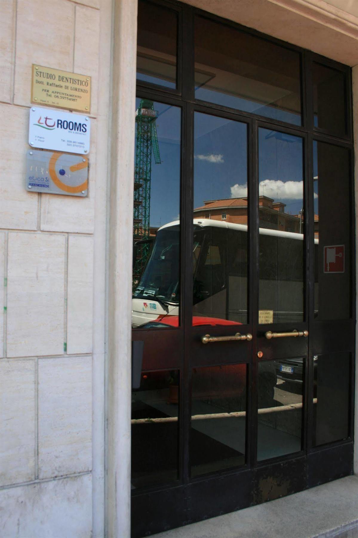 Lt Rooms Roma Dış mekan fotoğraf