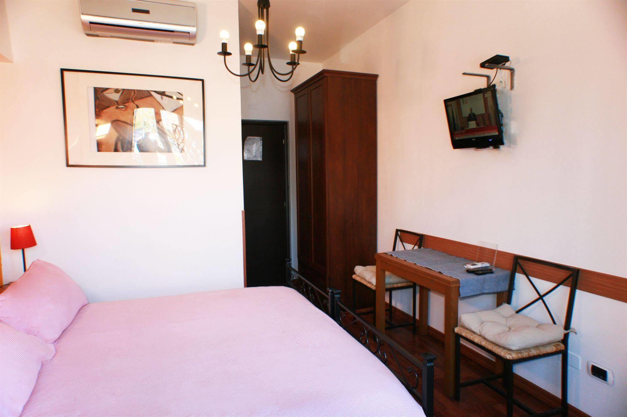 Lt Rooms Roma Dış mekan fotoğraf